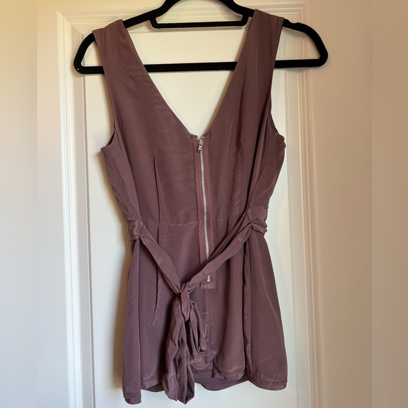 BCBGMaxAzria mauve deep v silk blouse - Picture 2 of 3
